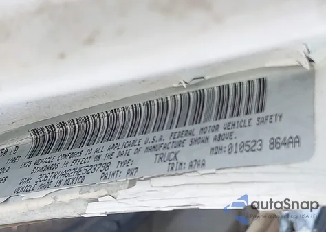 2017 Ram Promaster 1500 Low Roof 136 Wb z USA, uszkodzony, nr VIN 3C6TRVAG2HE523798